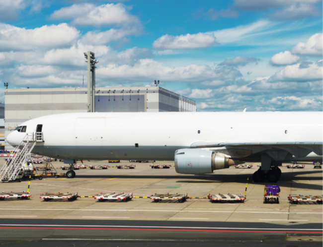 库尔勒到乌鲁木齐空运加急件